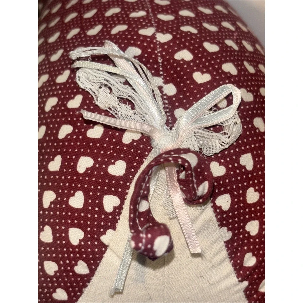 Quilted Piglet Burgundy With Pink Hearts Pillow/plush 11x7.5